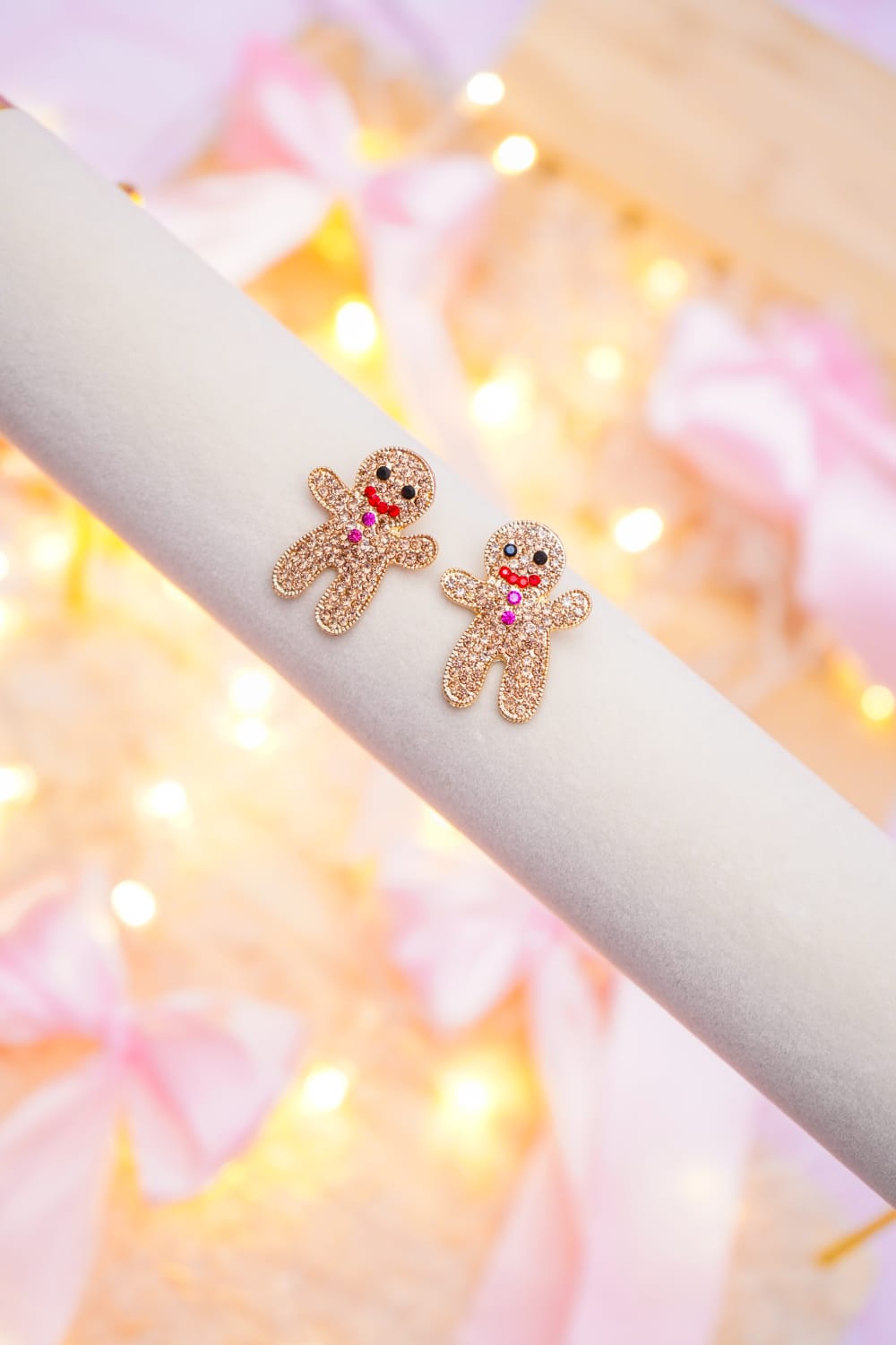 Aretes Dorados, muñeco jengibre - Christmas Time 2025